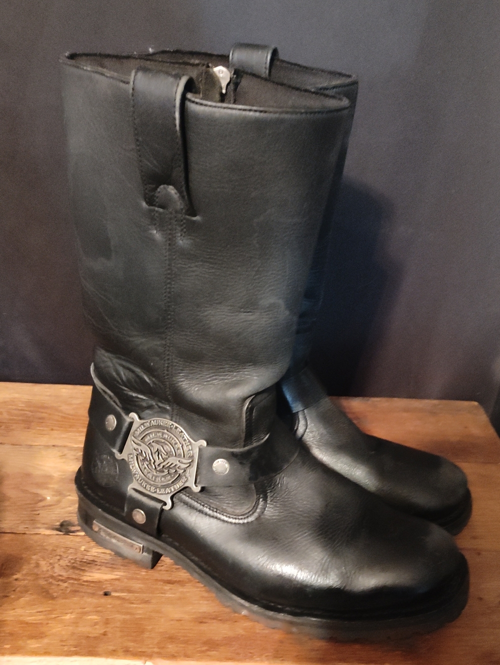 Harley Davidson Men's Black Leather Western Harness Boots with Metal Emblem